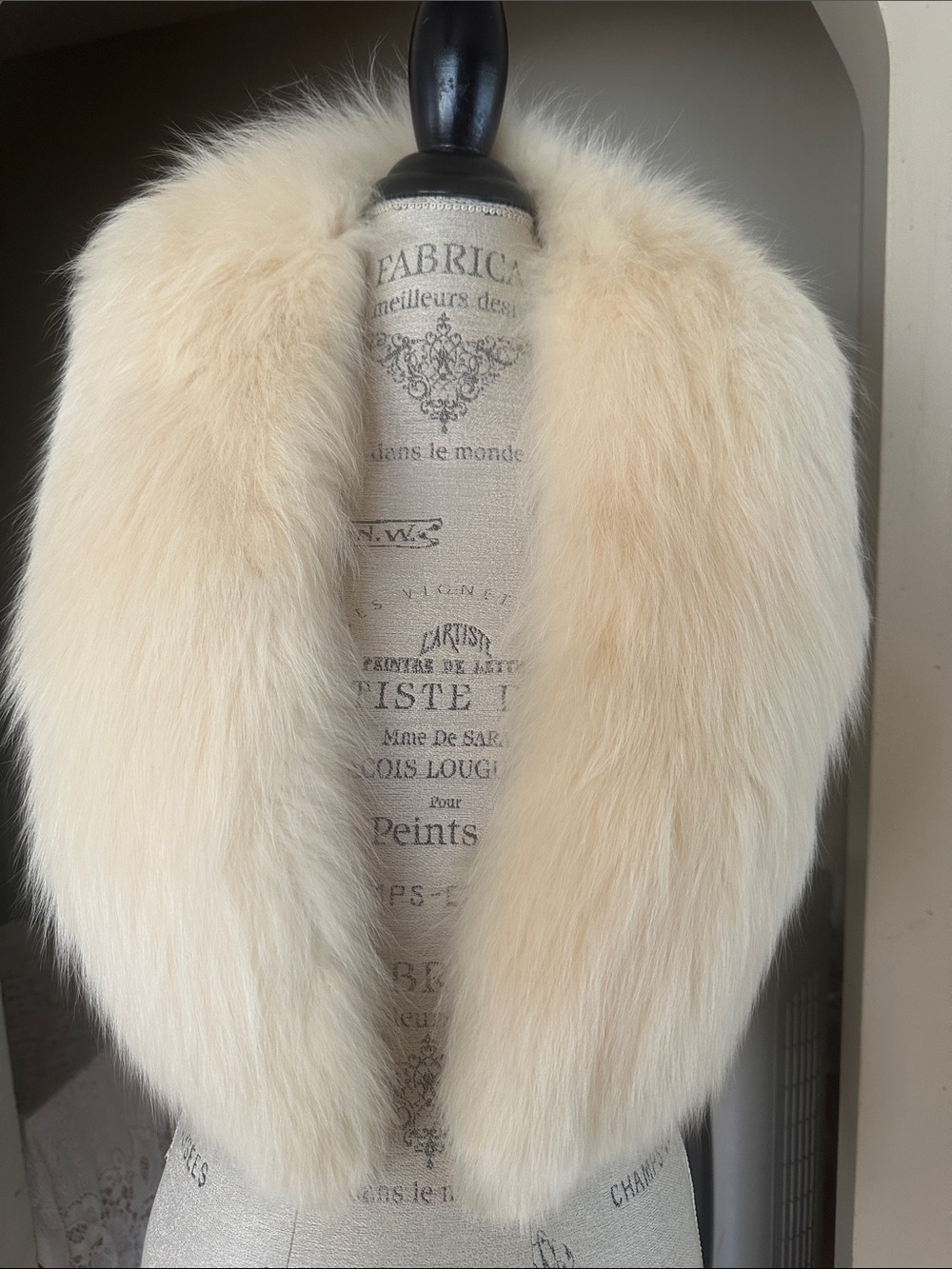 FAUX FUR COLLAR IVORY COLOR